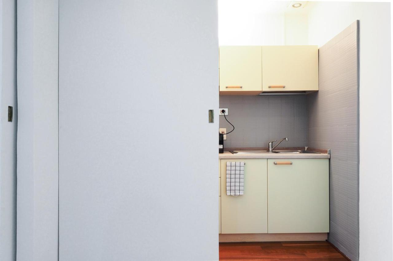 Duomo Luxury Apartment - One Bed มิลาน ภายนอก รูปภาพ